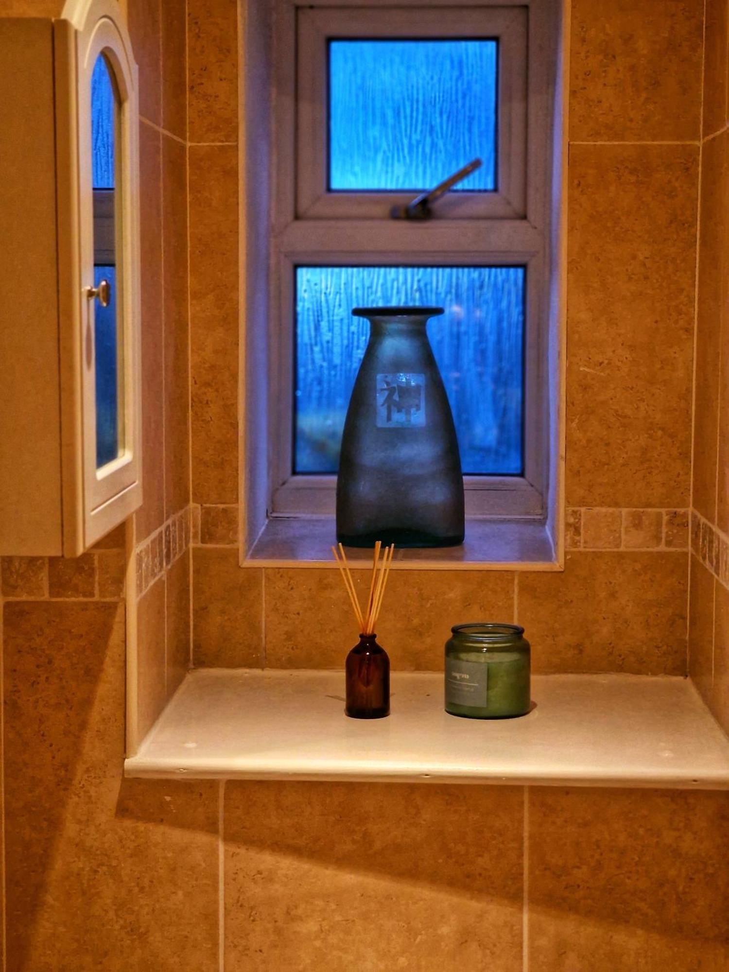 The Lodge@ Beechwood House Mossley Екстериор снимка